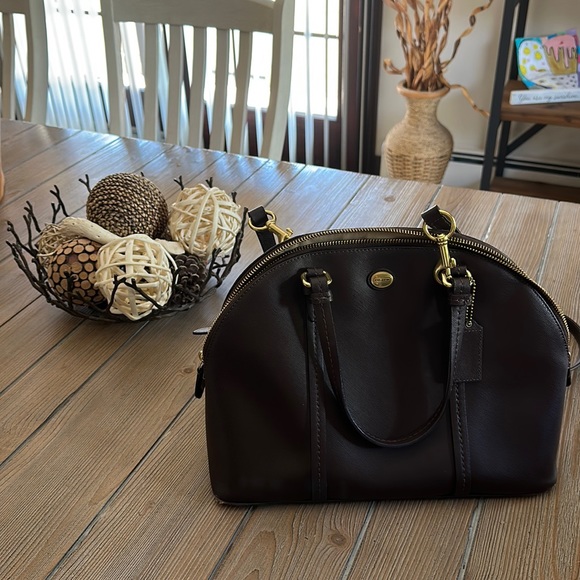 🤎Coach Crossbody🤎 - Picture 1 of 11